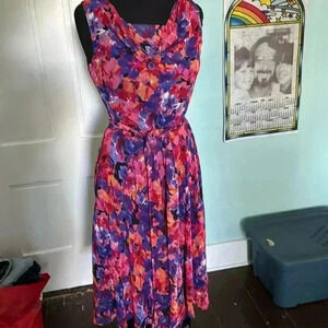 Ralph Lauren floral fit and flare silky flowing floral dress eight